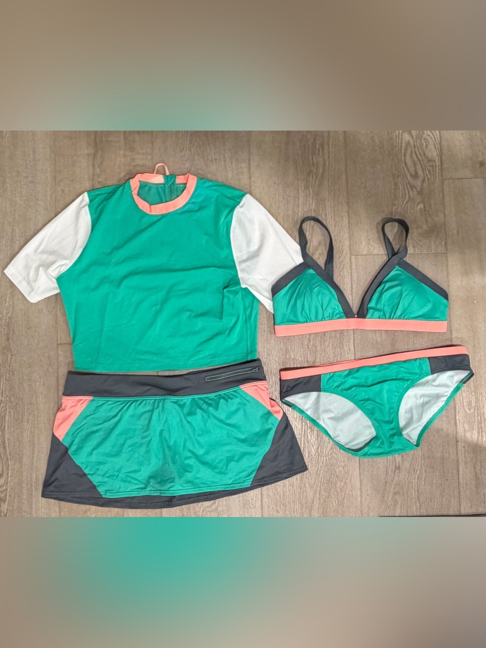 Lands End Women’s 4 pc Teal color block Bikini/Rashguard/Skirt Swim Set - 12/14
